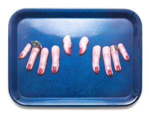 toiletpaper fingers tray